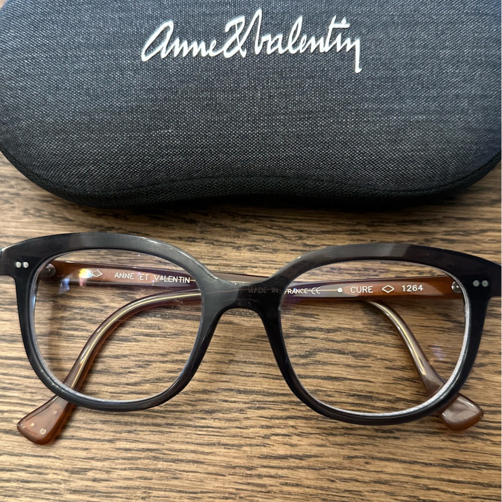 RARE: Anne et Valentin “Cure” 1264